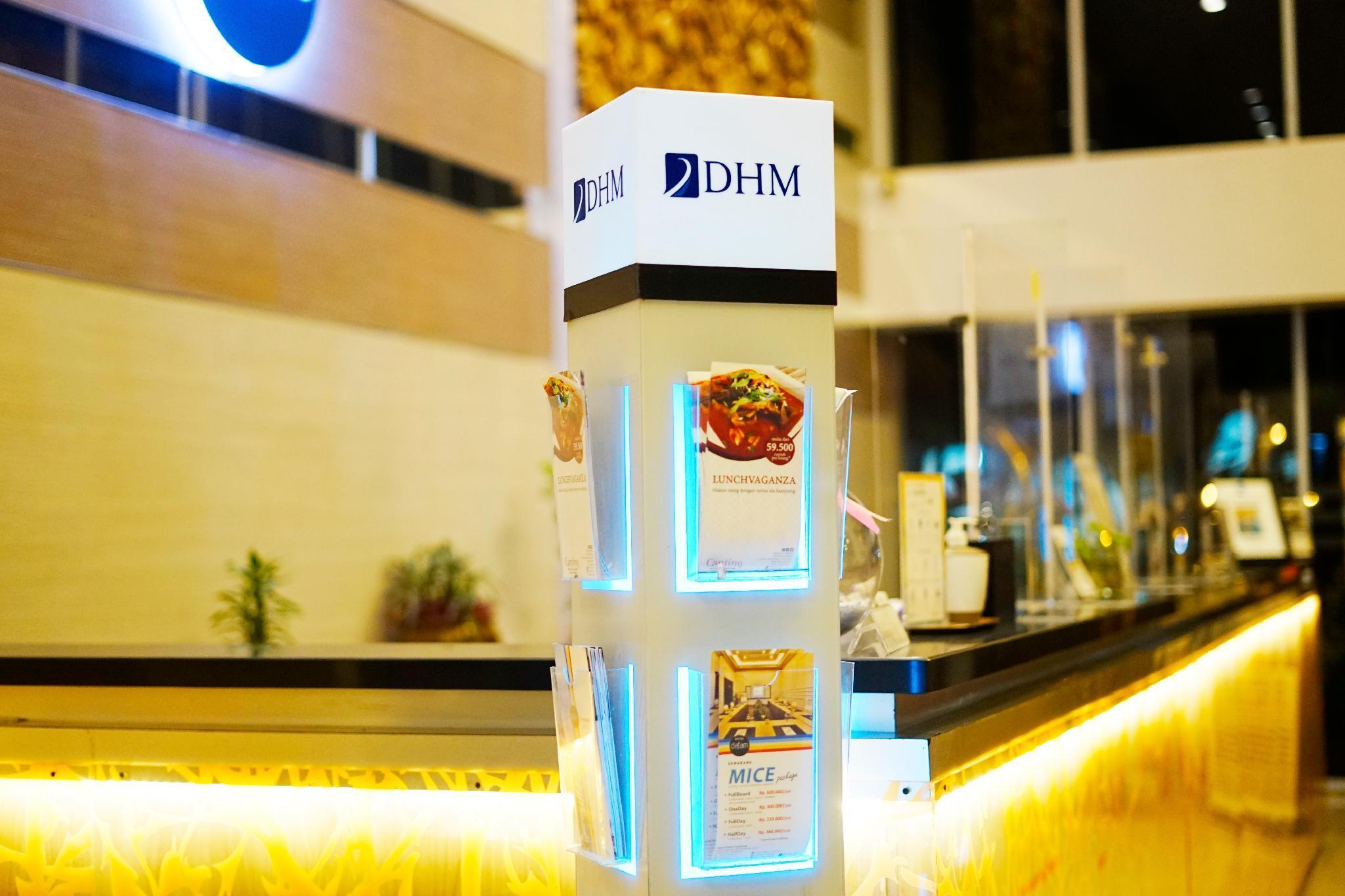 Hotel Dafam Pekanbaru Exterior foto